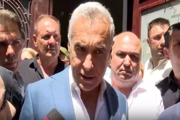 AVOCAȚII LUI CĂLIN GEORGESCU VOR CONTESTA DECIZIA MAGISTRAȚILOR 