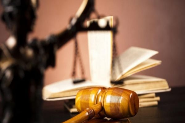 MAGISTRAȚII OPUN REZISTENȚĂ GUVERNULUI