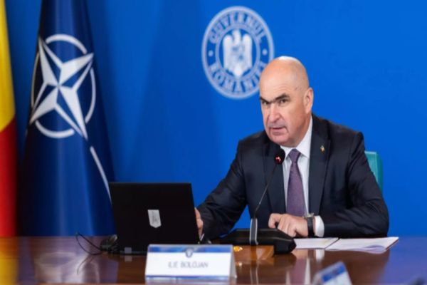 Ilie Bolojan continuă să-i sfideze pe români. Pe 2 decembrie își asumă răspunderea pentru noile legi ale sărăciei. Niciun cuvânt despre demisia lui Moșteanu