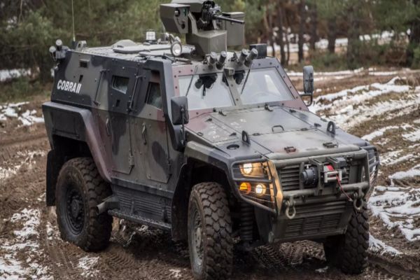 Romtehnica cere 40 de milioane euro de la Otokar pentru blindate livrate cu întârziere