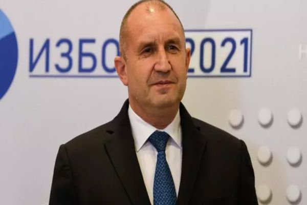 Cutremur politic în Bulgaria: președintele Rumen Radev demisionează!