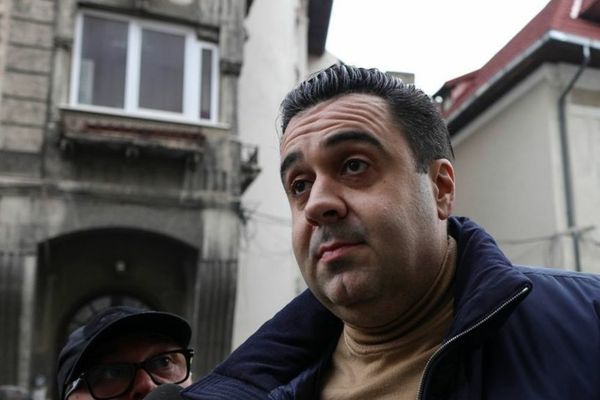 Răzvan Cuc scapă de arest preventiv: fostul ministru, plasat în arest la domiciliu în dosarul mitei de la RAR