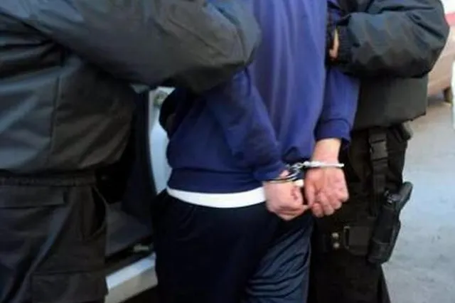 Două persoane au fost reținute în urma unui conflict între doi minori